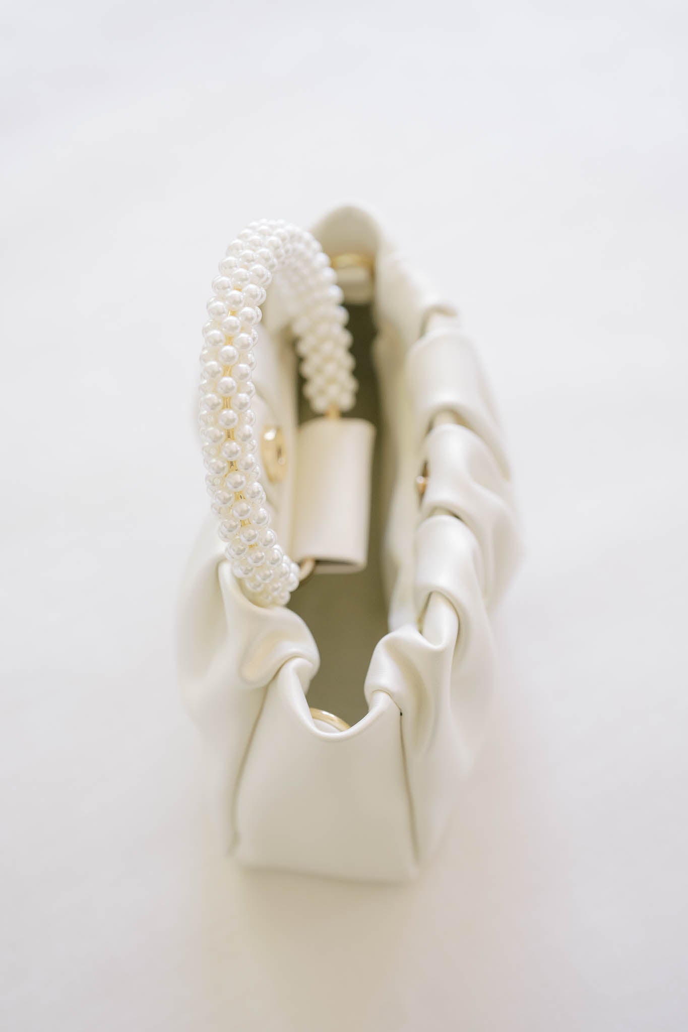 Pearlescent Bridal Bag with Pearl Handle