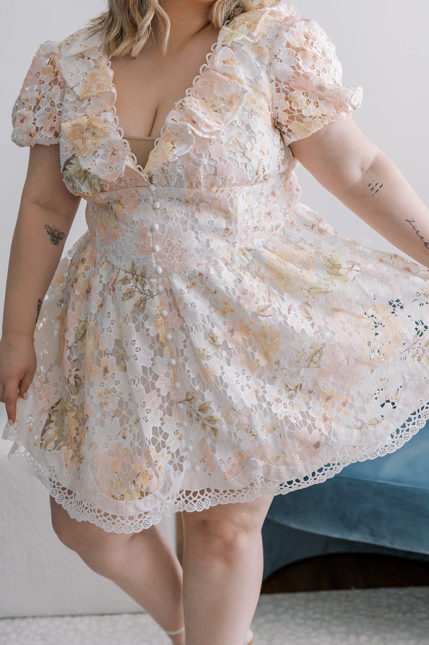 PLUS Short Puff Sleeve Floral Lace Dress