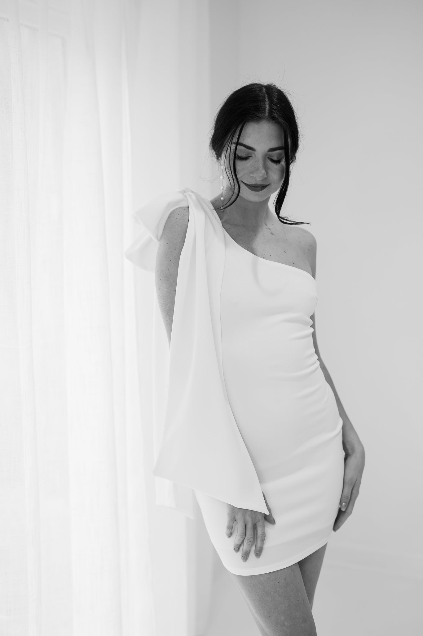 One Shoulder Dress with Oversized Ribbon