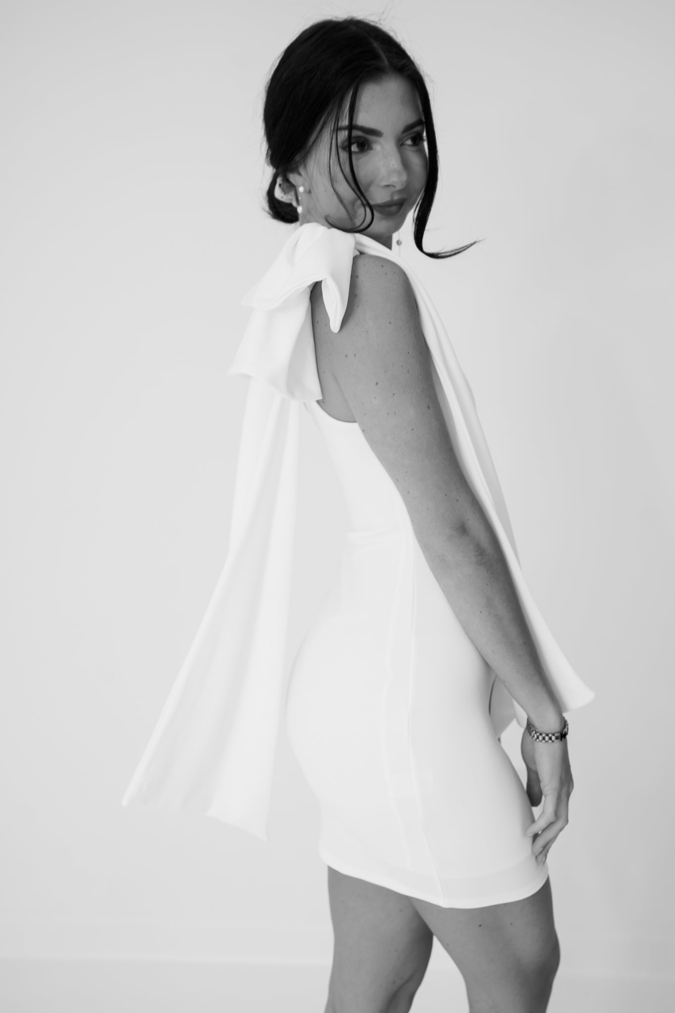 One Shoulder Dress with Oversized Ribbon