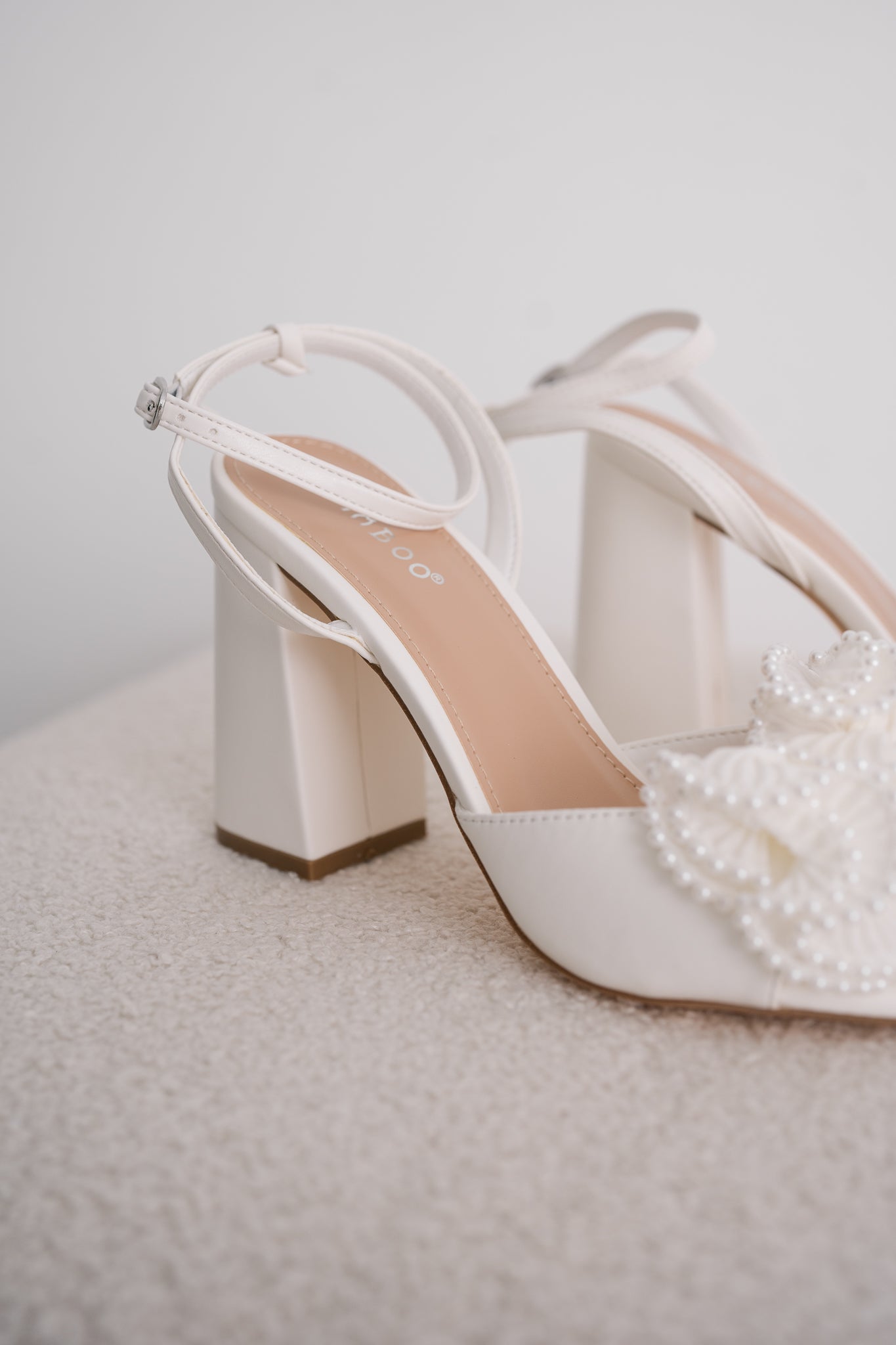 Liberty Pearl Bow Heel